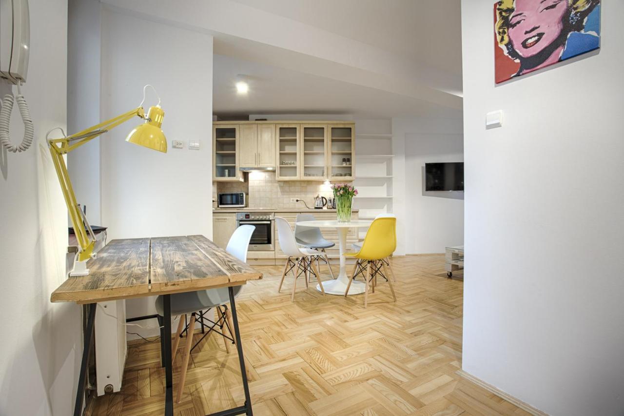 Central Apartments By Tyzenhauz Cracovia Esterno foto