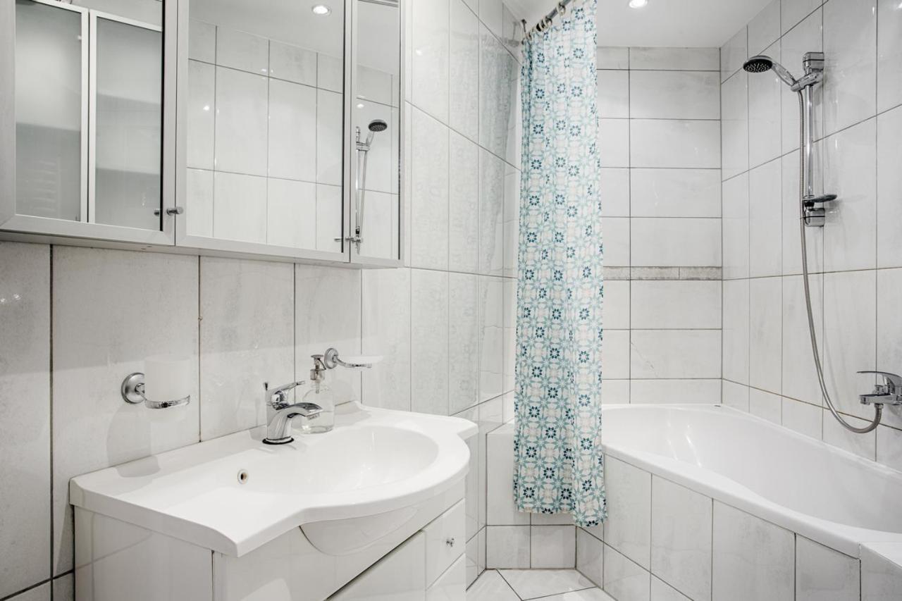Central Apartments By Tyzenhauz Cracovia Esterno foto